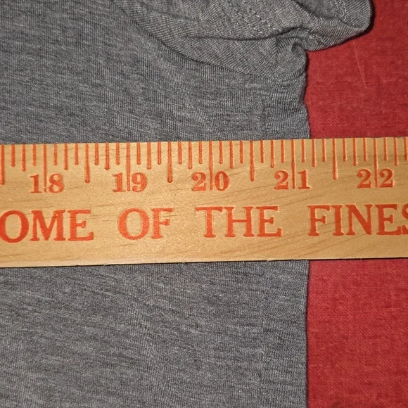 Ivanka Trump Gray Short Sleeve Tee Side Split Top Womens Size XL - Picture 9 of 12